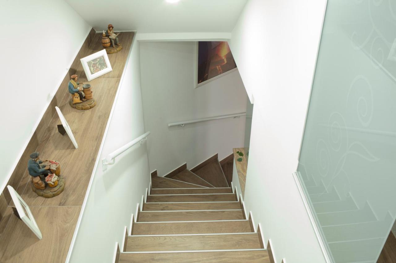 Lareginadisaba Bed & Breakfast เปียซซา อาร์เมรีนา ภายนอก รูปภาพ